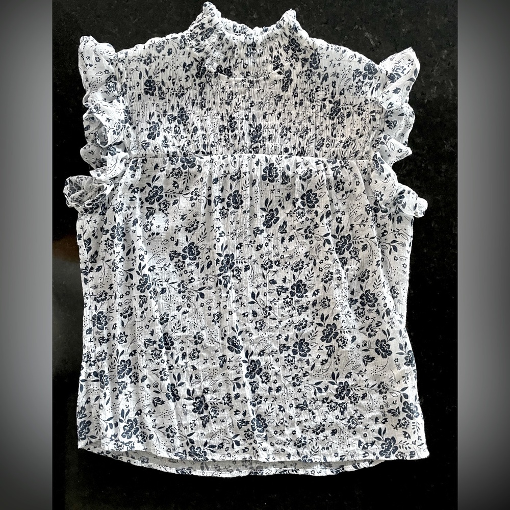 Cute Sleeveless Top